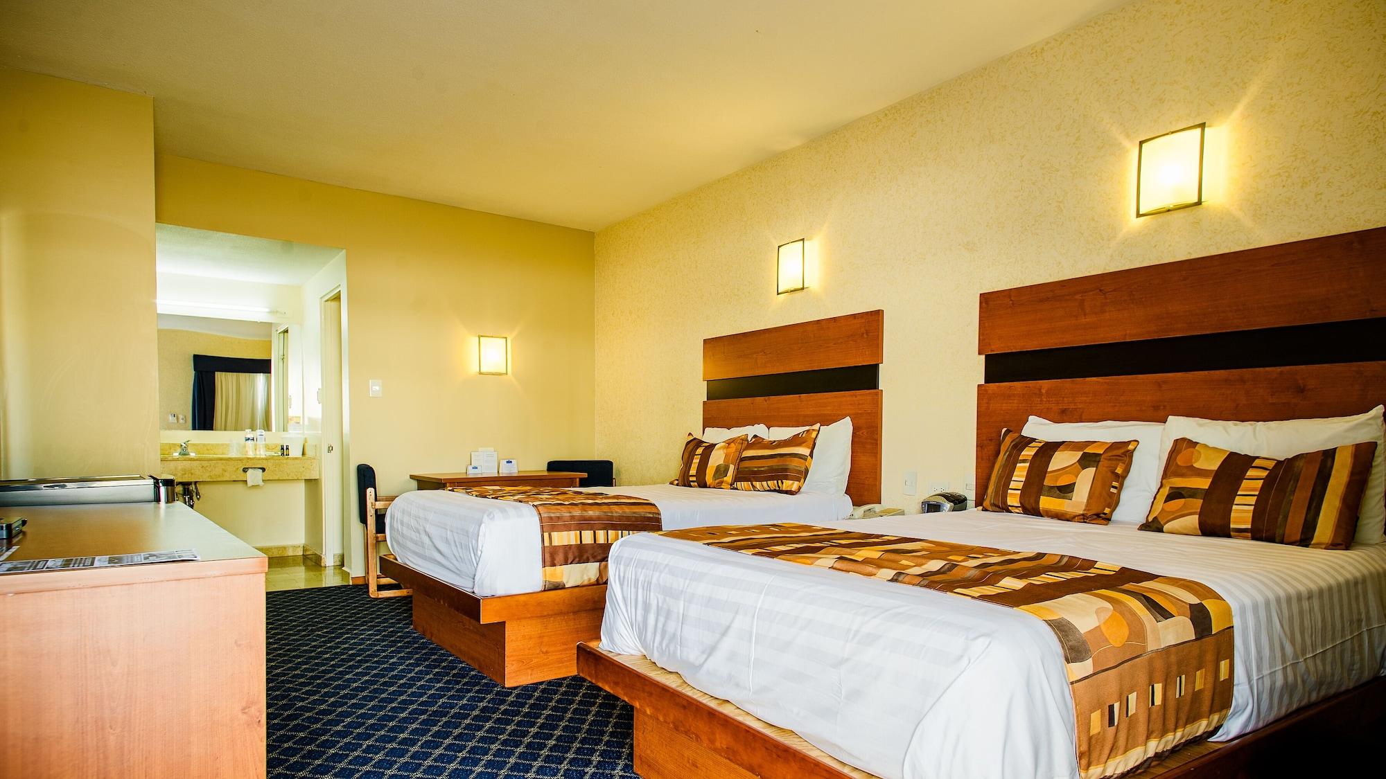 American Inn Hotel & Suites Parral 외부 사진