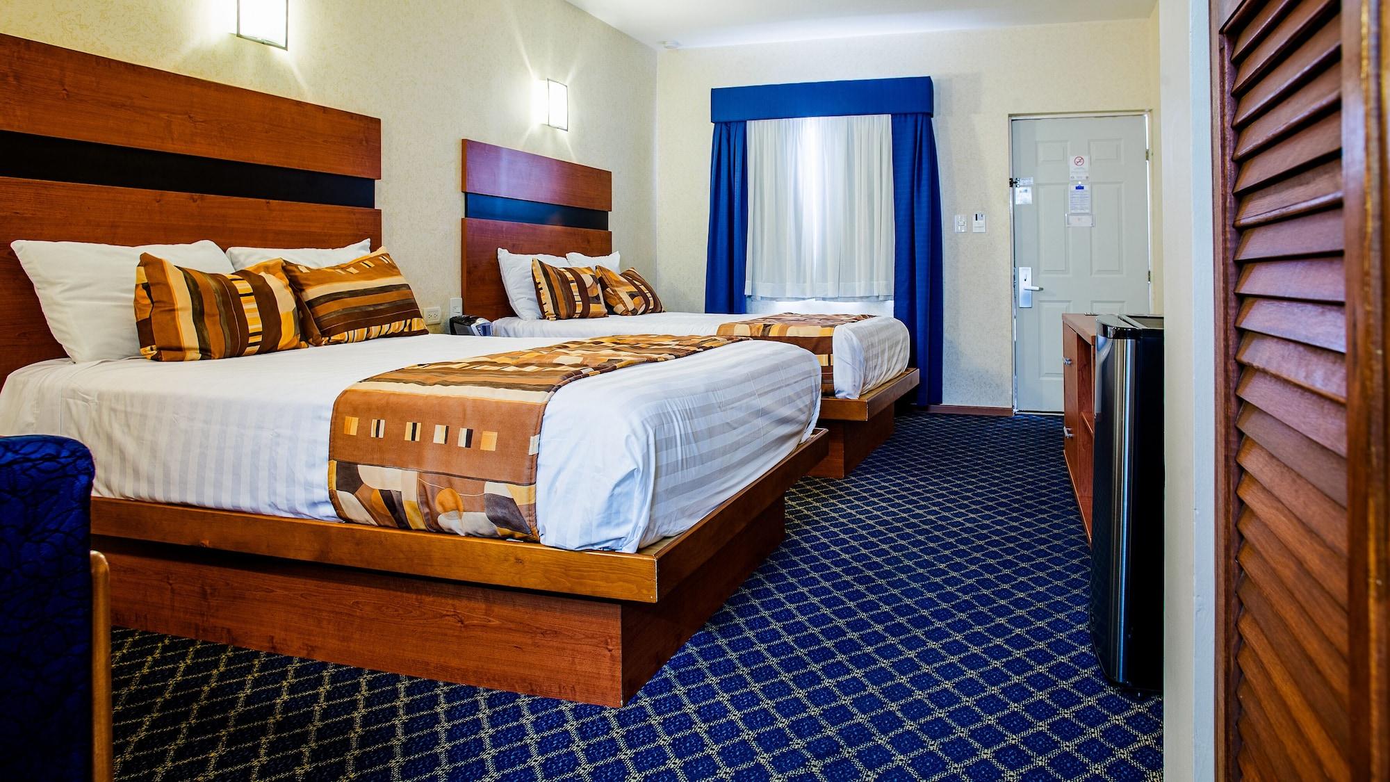 American Inn Hotel & Suites Parral 외부 사진
