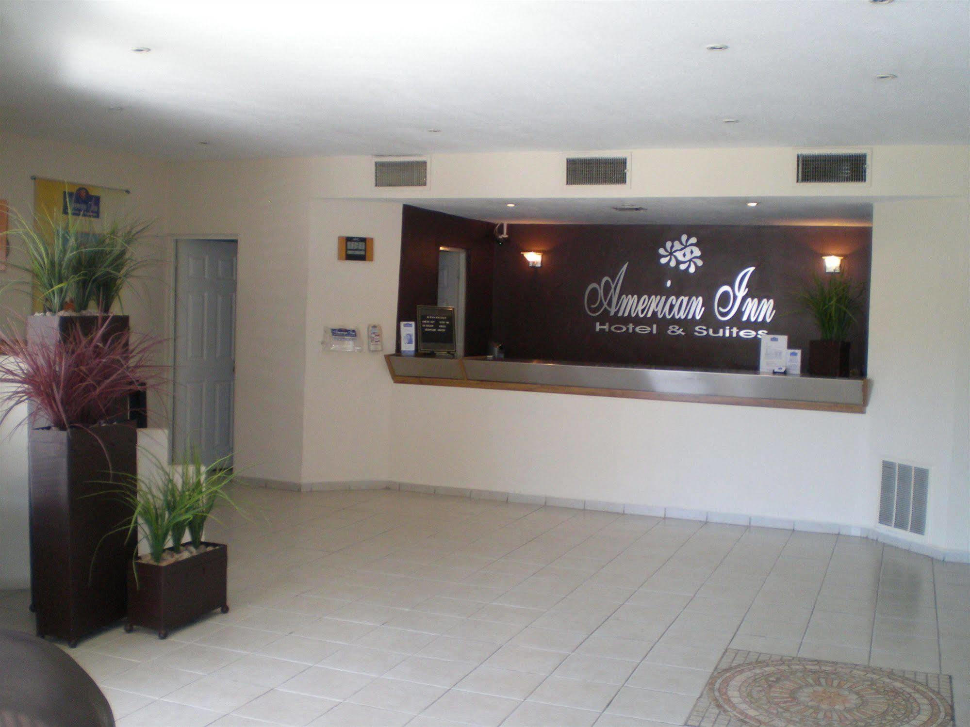 American Inn Hotel & Suites Parral 외부 사진